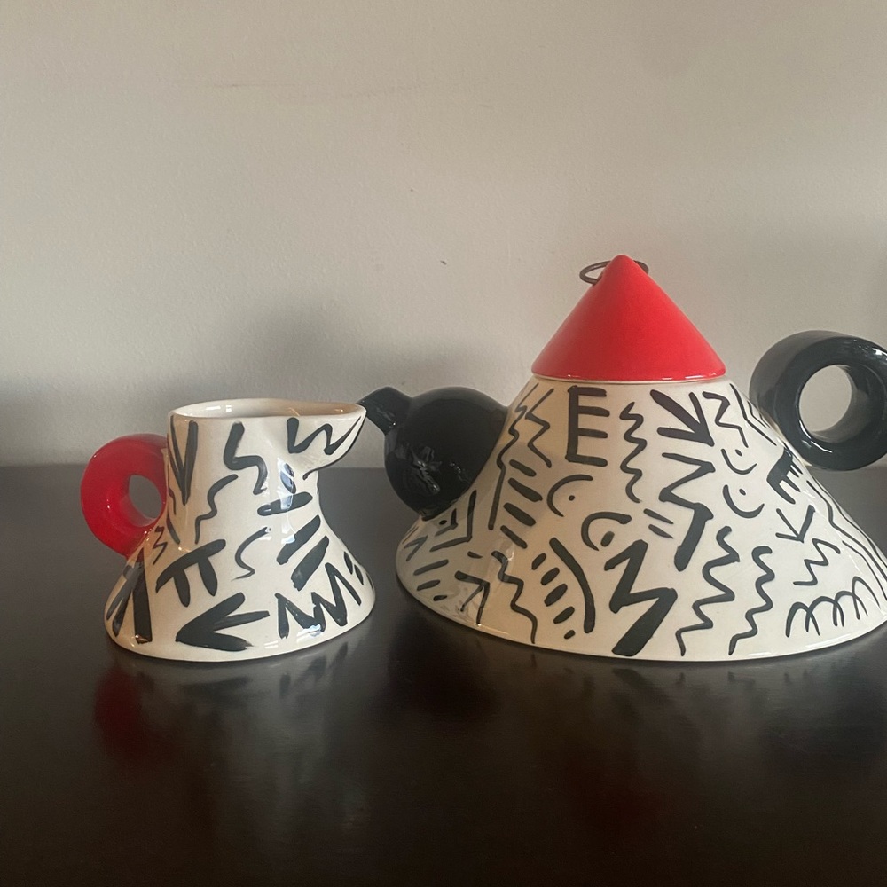 JIRI BURES AUSTRALIAN POTTERY TEAPOT AND CREAMER SET